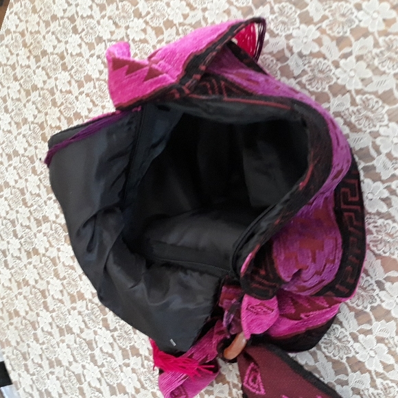 Nwt Ecuador over-the-shoulder bag - Picture 6 of 7